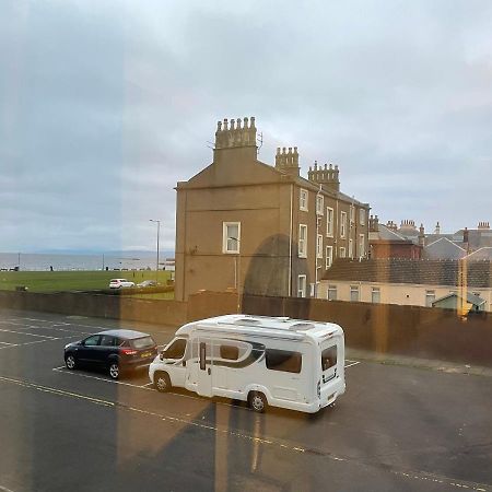 Holiday Apartment Ardrossan Extérieur photo